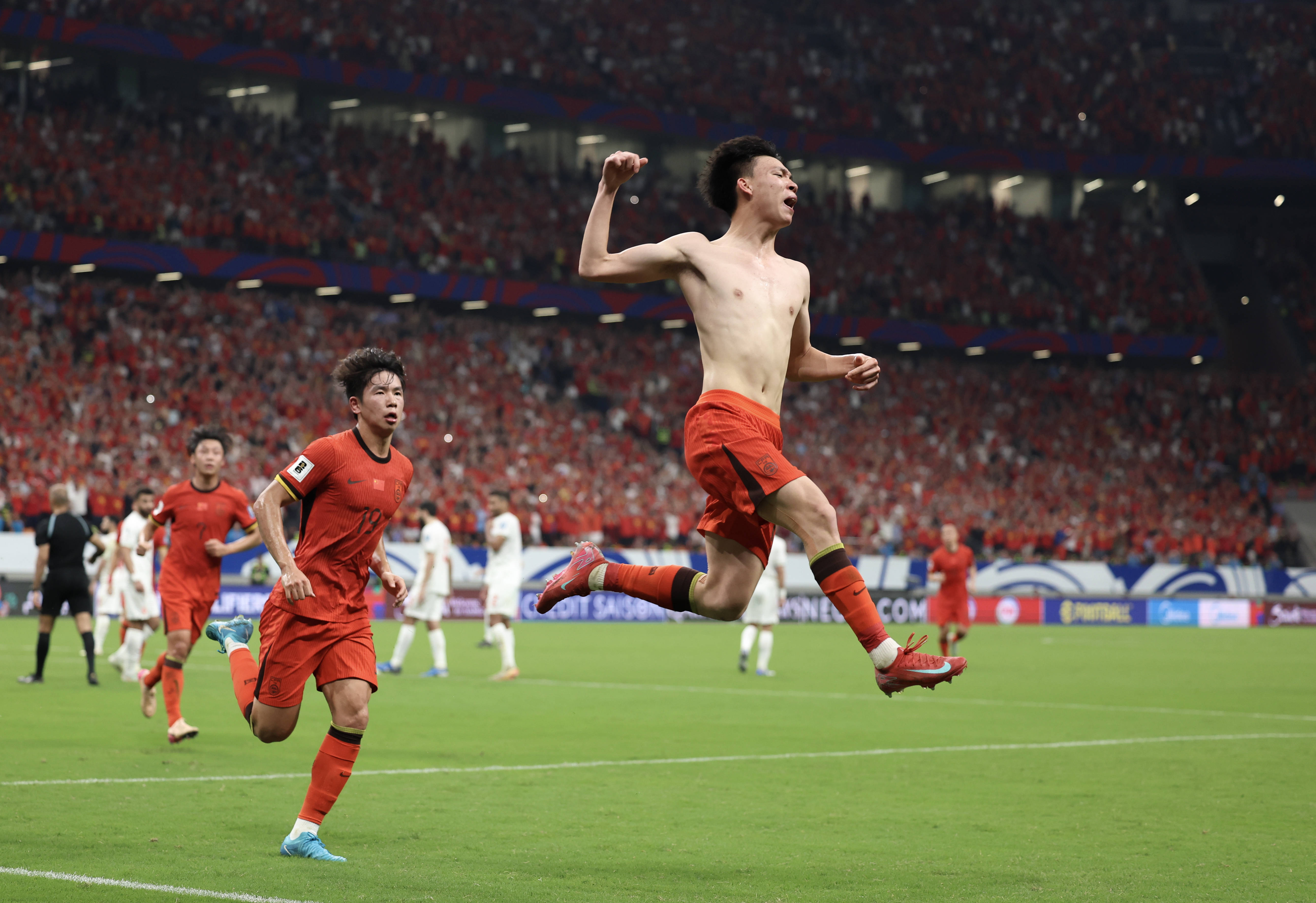 Wang Yudong：謝謝Wei Shihao向我放棄10號(hào) 伊萬(wàn)在點(diǎn)球之前問自己